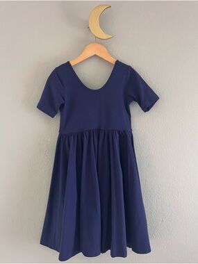 Alice + Ames Navy Girls' Short Sleeve Twirl Ballet Dress